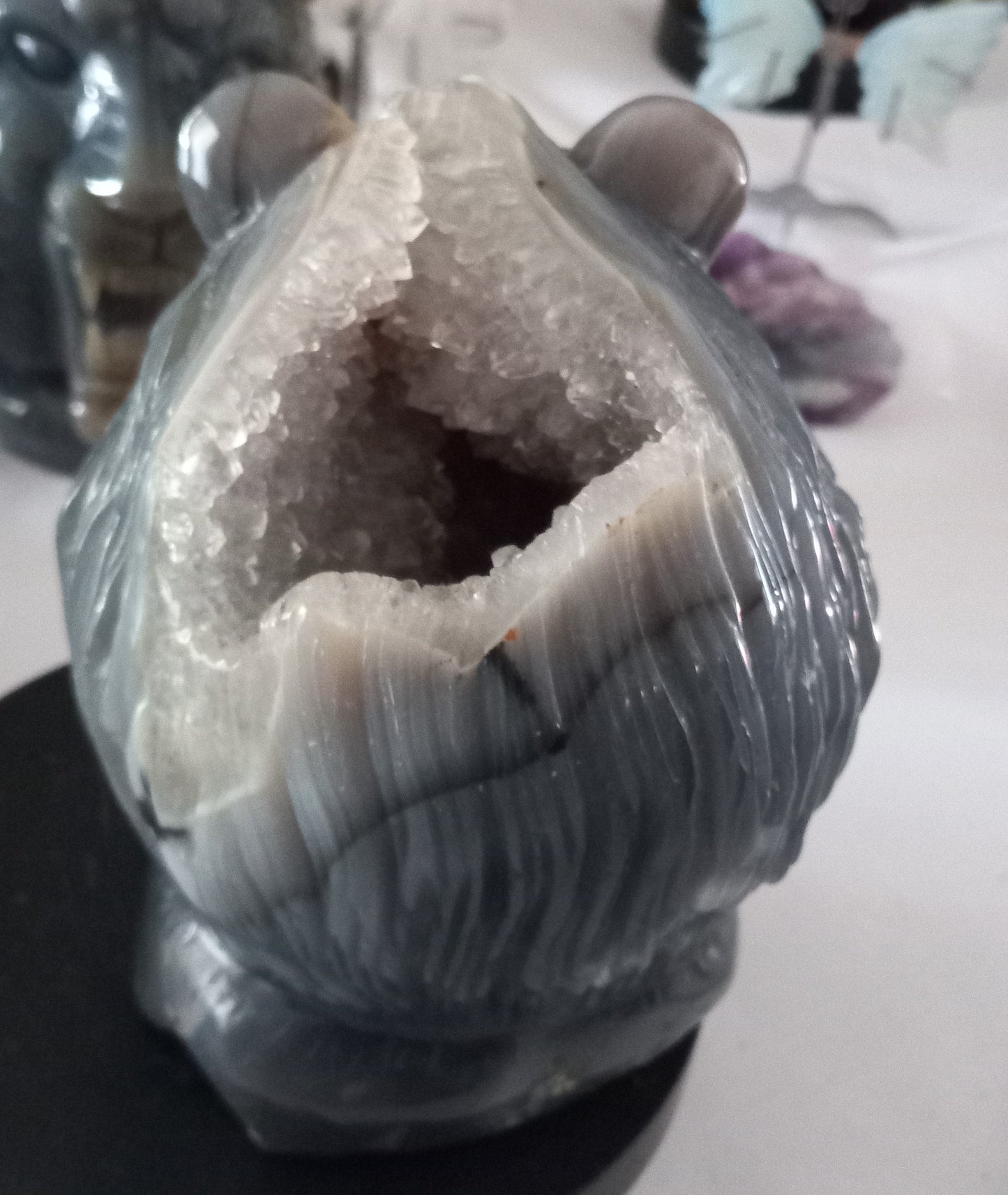 Agate Lion Head with Quartz cluster