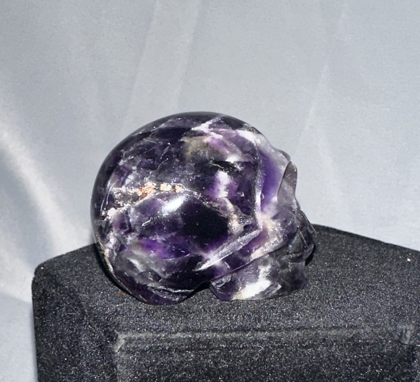 Amethyst skull